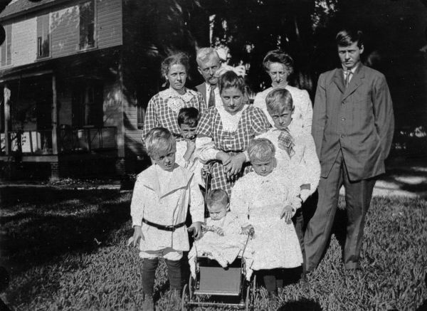 Leslie epstein edith milton essay 07 image