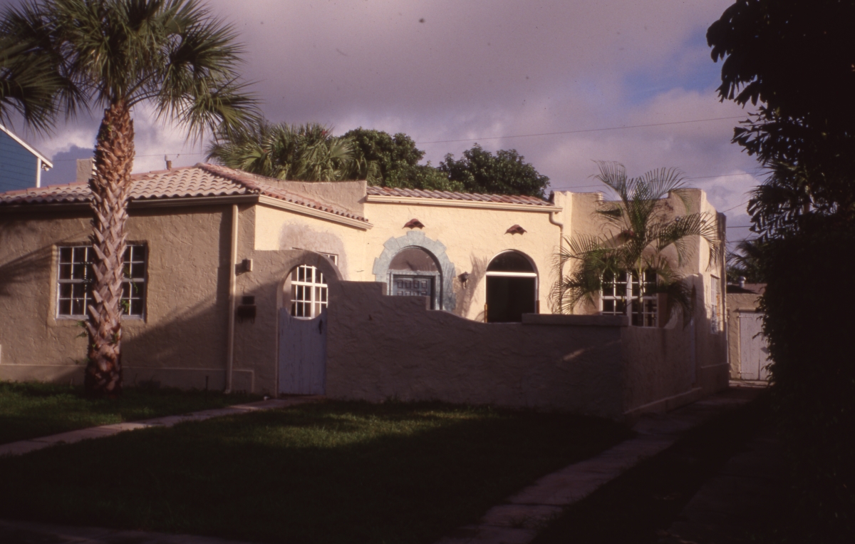 Florida Memory House in the Flamingo Park Historic Residential